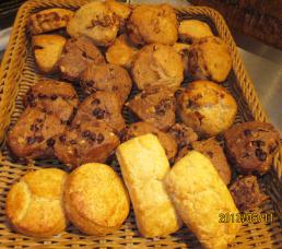 《神宮前店スタッフ急募!》